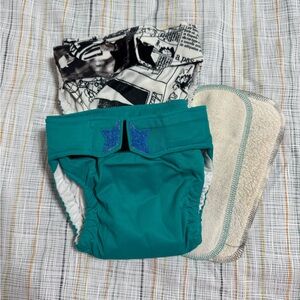 Ragababe All in One Lot - Size Medium, Teal and Newspaper